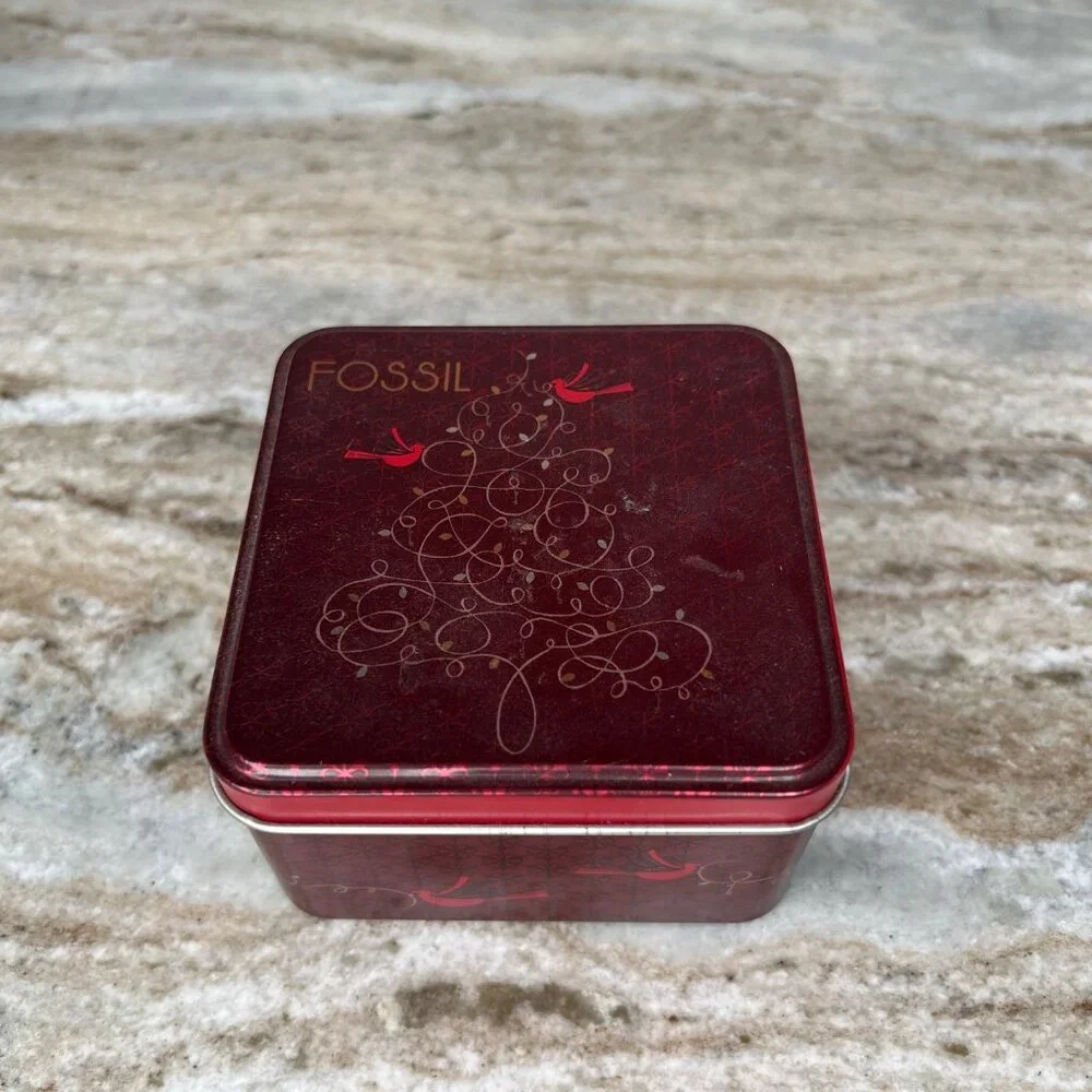 Fossil 2007 Holiday-Themed Red Metal Tin Box With Cardinal & Tree Design